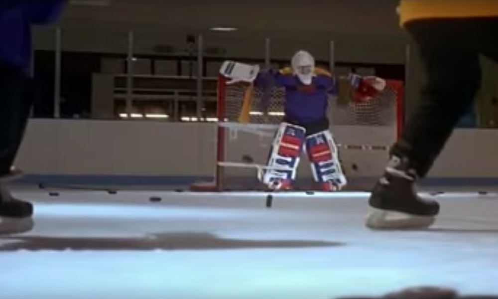 Mighty Ducks-elokuvien maalivahti pidätettiin.