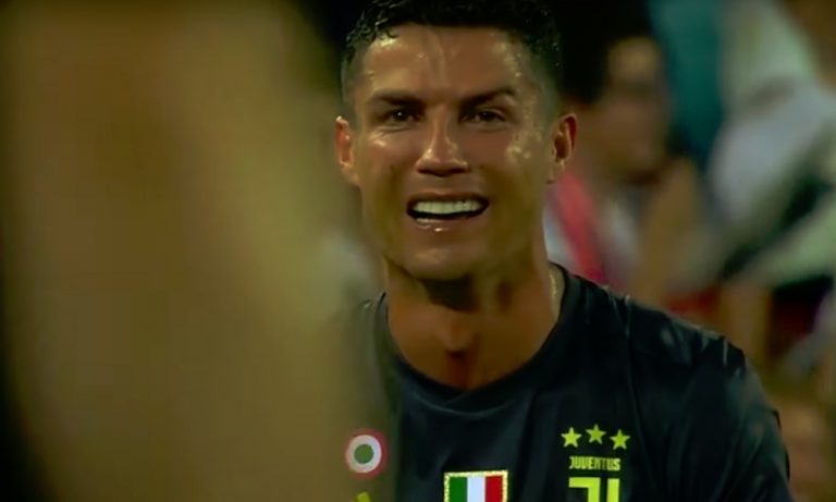 Ex-erotuomari kertoi näkemyksensä Ronaldon punaisesta - johtui vastustajan potkaisemisesta.