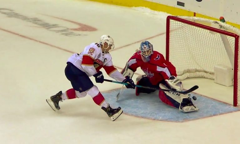 Aleksander Barkov iski jälleen huikean rankkarimaalin, kun Florida Panthers kaatoi hallitsevan Stanley Cup -voittajan, Washington Capitalsin, voittolaukauskilpailussa.