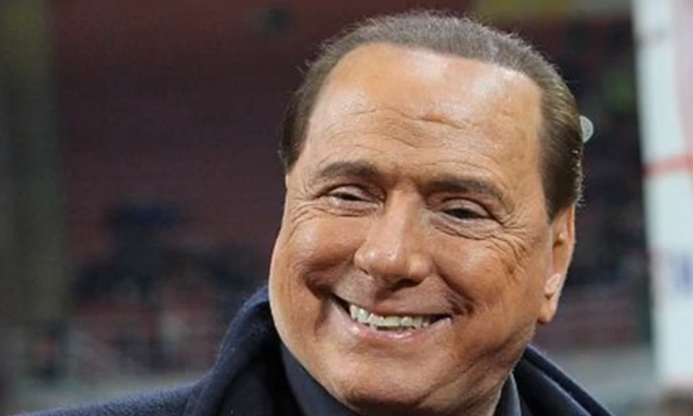Silvio Berlusconi osti itselleen uuden jalkapalloseuran Italian kolmanneksi korkeimmalta sarjatasolta.