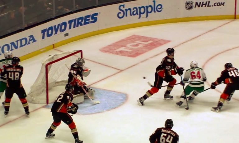 Mikael Granlund takoi kaksi maalia, ja syötti yhden, kun Minnesota Wild marssi Anaheim Ducksin yli.