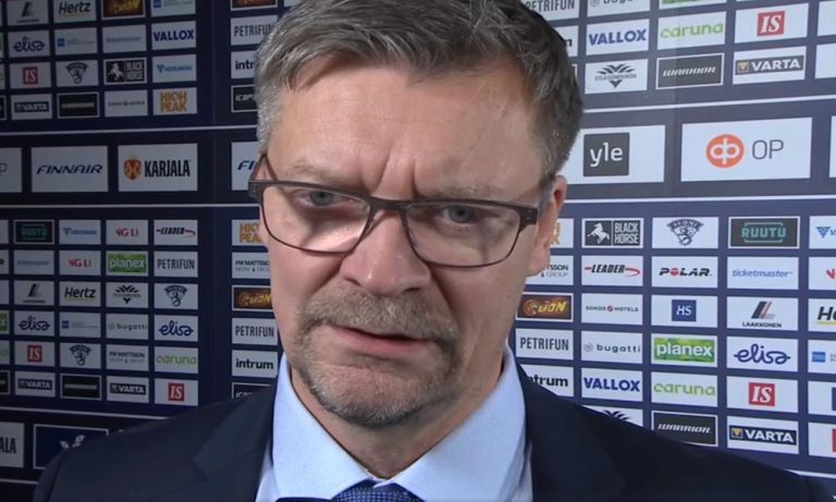 Jukka Jalosen Leijonat unessa Venäjää vastaan - Karjala-turnaus käynnistyi tylyllä tappiolla.