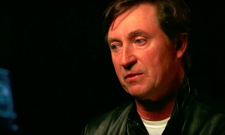 Gretzky rankkasi Jari Kurrin laukauksen samaan kastiin Ovechkinin kanssa.