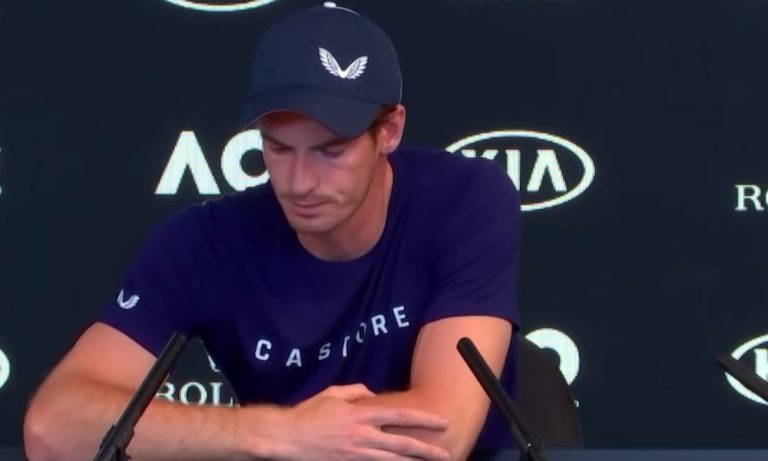 Tennisuransa lopettamaan joutuvalle Andy Murraylle niukka tappio Australian avointen 1. kierroksella; ottelun jälkeen hänelle näytettiin tunteikas video.