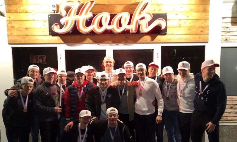 Nuorten Leijonien kultajuhlat jatkuivat Helsingin Hookissa.