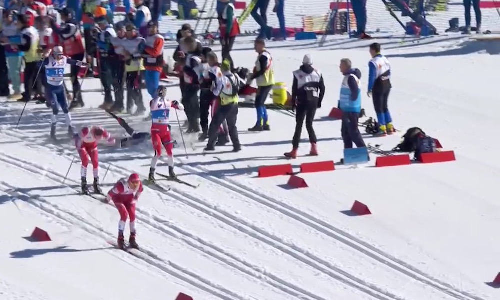 Iivo Niskasen mitali paloi kaatumiseen, kun hän meni nurin Seefeldin MM-kisojen yhdistelmähiihdon alkupuolella.