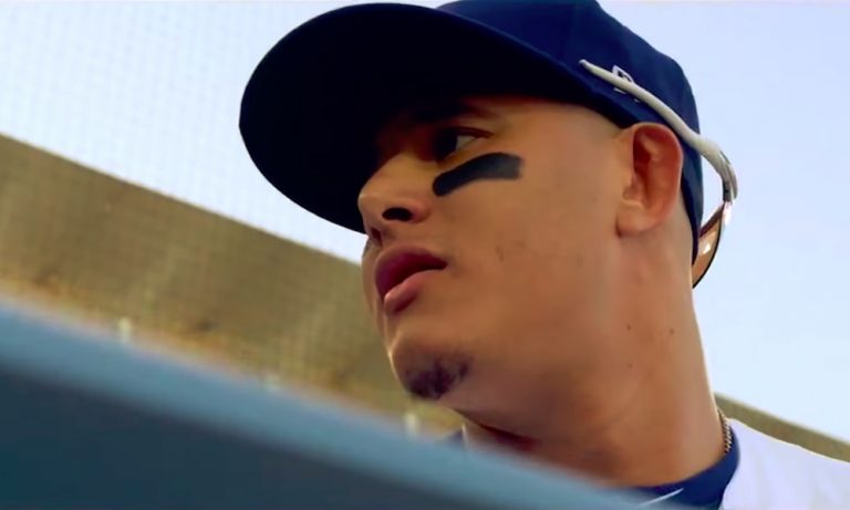Manny Machado saa 300 miljoonaa dollaria allekirjoitettuaan kymmenvuotisen sopimuksen San Diego Padresin kanssa.