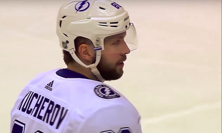 Nikita Kucherov on pahasti alipalkattu, vaikka hän on eittämättä yksi maailman parhaista jääkiekkoilijoista.