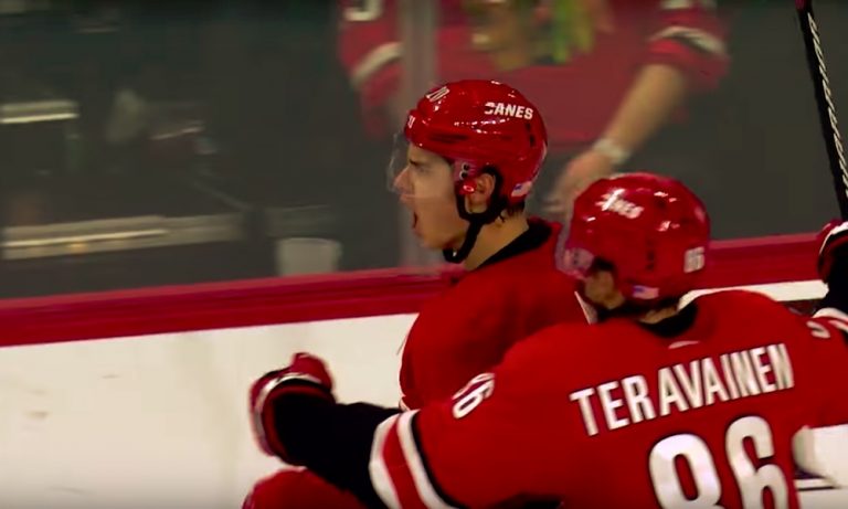 Sebastian Aho koko kalenterivuoden kolmanneksi tehokkain NHL-pelaaja!