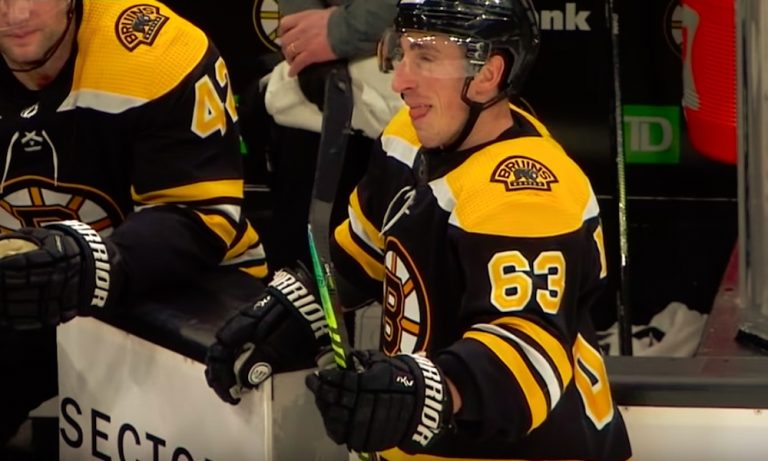 Brad Marchand twiittasi Marnerin palkasta ja aiheutti tarkoituksella ylimääräistä hämmennystä Toronto Maple Leafsin leiriin.