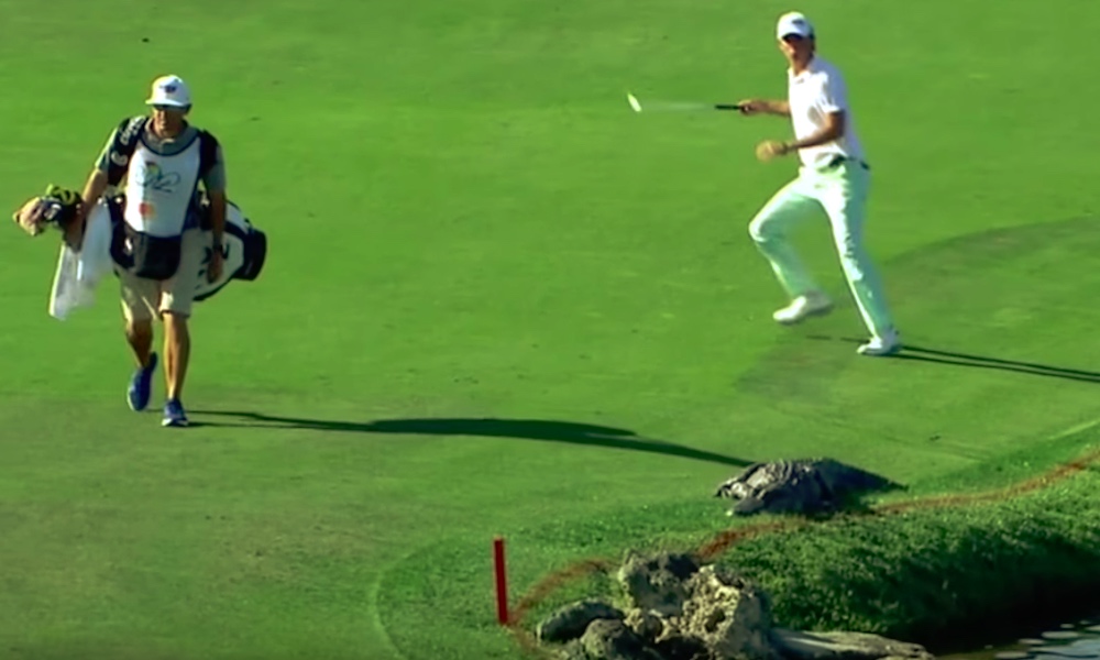 Alligaattori eksyi golf-kentälle PGA-kiertueella: kahdelta krokotiilin huomanneelta golfarilta nähtiin totaalisen erilaiset reaktiot.