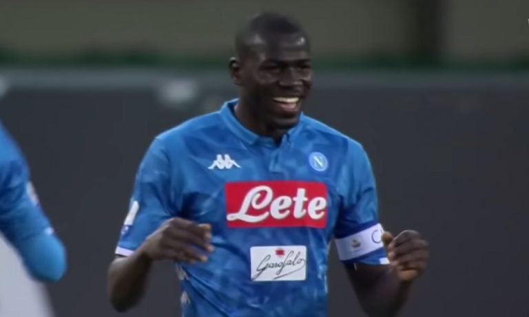 Kalidou Koulibalylta ilmiömäinen pelastus maaliviivalta, kun Napoli kohtasi toiseksi viimeisessä Serie A:n ottelussa Interin.