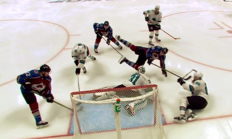 Mikko Rantanen pistepörssin kärkipaikalle NHL-pudotuspeleissä; hän alusti kaksi maalia San Jose Sharksia vastaan pelatussa Game 4:ssä ja toinen niistä oli upeaa katseltavaa.