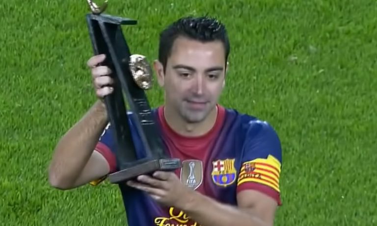 Barcelona-legenda Xavi siirtyy eläkkeelle.