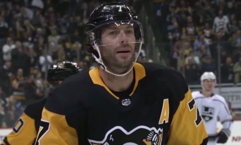 Pittsburgh Penguinsin NHL-konkari Matt Cullen lopettaa uransa. 42-vuotiaan miehen viimeisin seura Pittsburgh Penguis kertoi asiasta keskiviikkona.