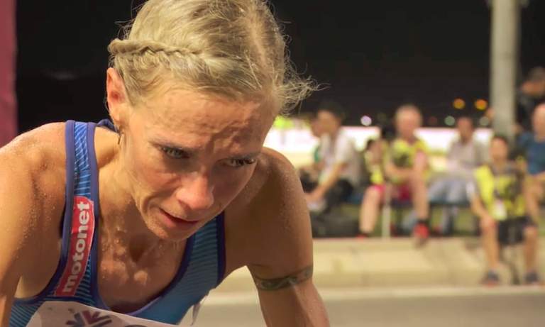 Anne-Mari Hyryläinen upeasti MM-maratonin 19:s ja eurooppalaisittain viidenneksi paras Dohan todella vaativissa olosuhteissa.
