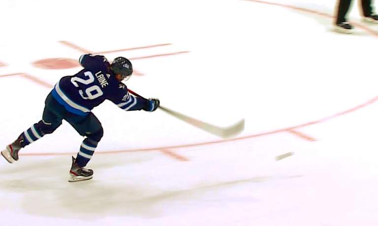 Winnipeg Jetsin Patrik Laine rankkareilla jo NHL:n toiseksi paras: iski ratkaisun Edmonton Oilersia vastaan.
