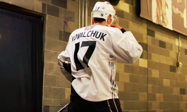 Ilya Kovalchuk on vapaa agentti: sopimus Los Angeles Kingsin kanssa on purettu ja hän on vapaa etsimään itselleen uuden NHL-seuran.