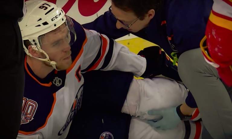 Ensitiedot Connor McDavidin polvivammasta olivat voimakkaasti vähäteltyjä: leikkaus olisi uhannut koko NHL-uraa ja hän olisi ollut varmuudella sivussa koko NHL-kauden 2019-2020.