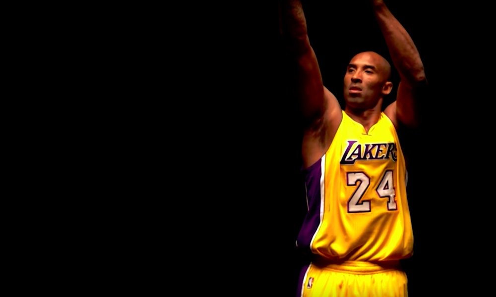 Lakers muisti Kobea upealla tavalla, kun joukkue asteli kentälle ensimmäisen kerran sitten tuon karmivan tragedian.