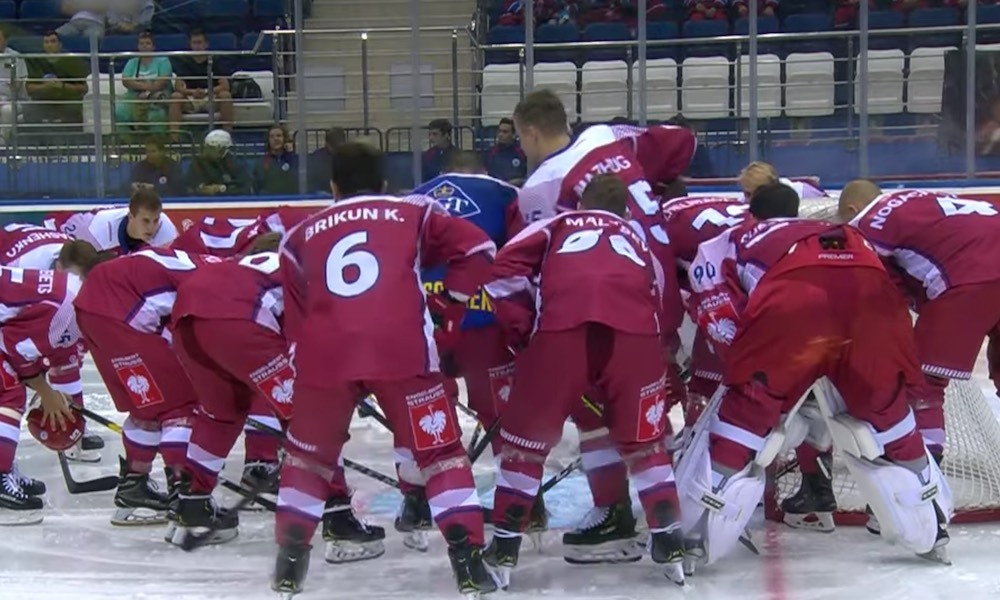 Valko-Venäjä jatkaa ainoana jääkiekkosarjana, joka ei ole keskeyttänyt kauttaan koronan takia. Finaalisarja on alkamassa näillä näppäimillä.
