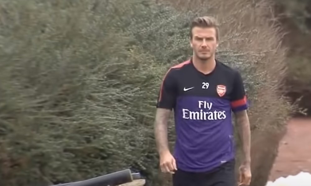 Muistatko kun David Beckham puki ylleen Arsenal-paidan?
