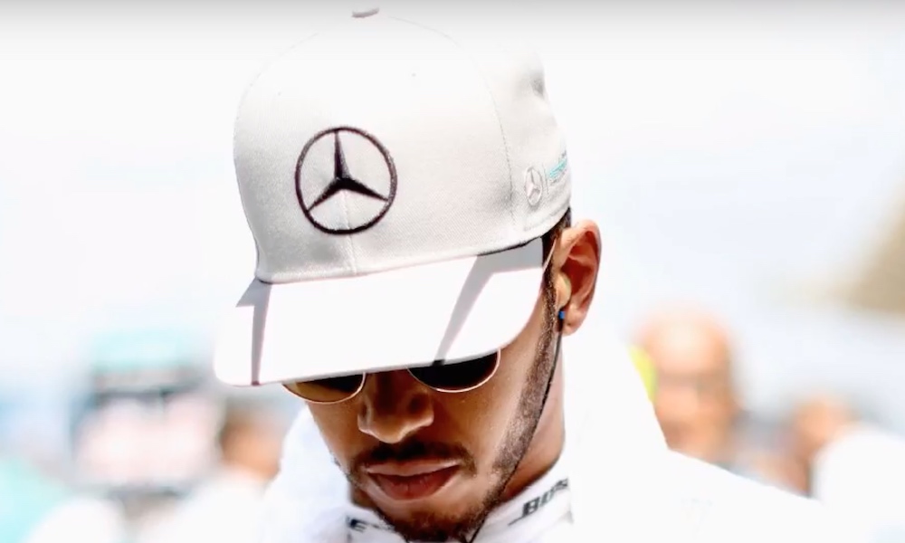 Lewis Hamilton paljastaa vaikeutensa koronaviruspandemian keskellä ja kertoo ajoittain pohtineensa jopa lopettamista.