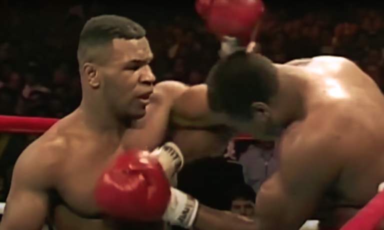 Mike Tyson tyrmäsi aikuisia ammattilaisnyrkkeilijöitä ennen kuin hän oli ehtinyt itse edes murrosikään.