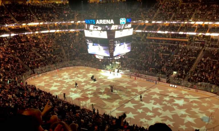 Penguins-fanit NHL:n intohimoisimpia - amerikkalaisen huippu-urheilun Top 10:n ainoa NHL-seura.