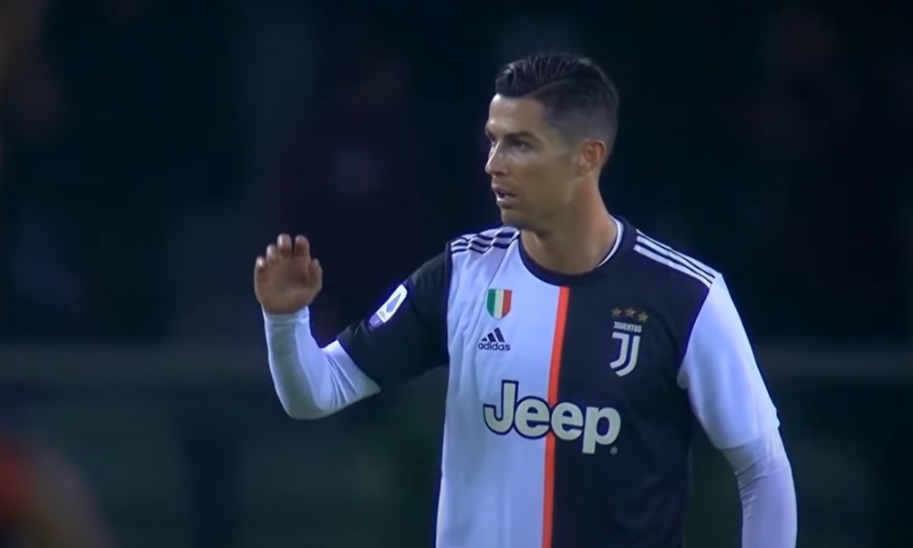 VIDEO: Cristiano Ronaldo turhautui Juventus-managerin neuvoihin.