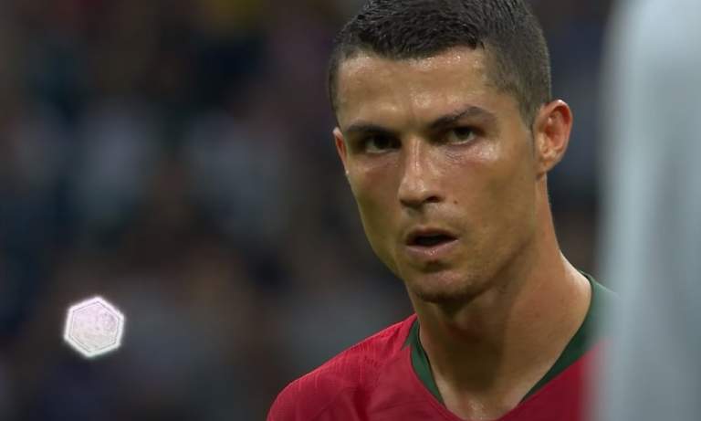 Opiskelijan Ranskan koe hylättiin - nimesi Ronaldon GOAT:ksi.