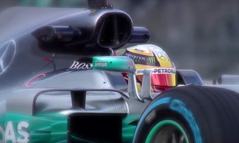 Lewis Hamilton kaasutteli paalulle Steiermarkin GP:ssä, Red Bullin Max Verstappen oli toinen ja kolmanneksi ajeli Carlos Sainz.