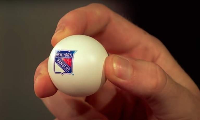 NY Rangers varaa ensimmäisenä: NHL Draft Lotterya väitetään peukaloiduksi.