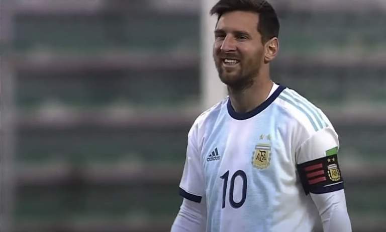 Lionel Messin mieletön lokakuu: ensiksi päättyi FC Barcelonan kirous Celta Vigoa vastaan, sitten Argentiinan kirous Boliviaa vastaan.