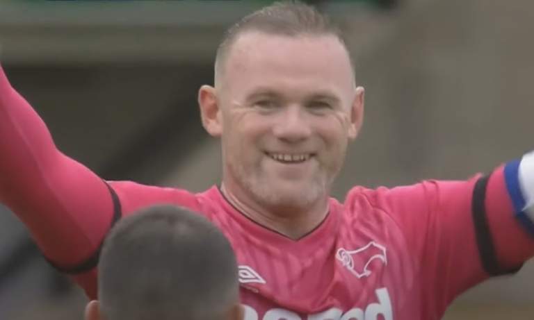 Wayne Rooneylta upea vapaapotku - Pukki epäonnistui pilkussa.