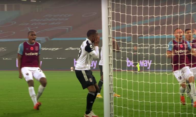Kaikkien aikojen rankkarimoka? Fulhamin Ademola Lookmanin yritys lisäajan kahdeksannella minuutilla epäonnistui katastrofaalisella tavalla.