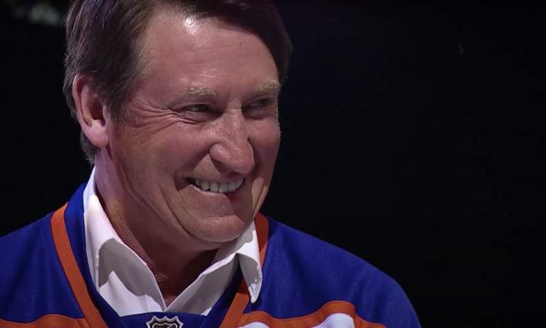 Wayne Gretzkyn tulokaskortti myytiin historiallisesti yli miljoonan dollarin hintaan huutokaupassa.